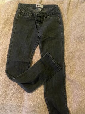 SO Women's Skinny Jeans in Dark Charcoal